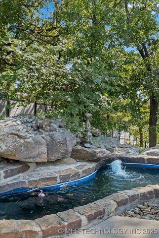 31 Sunset Drive, Sand Springs, OK 74063