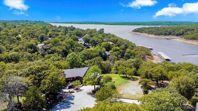 31 Sunset Drive, Sand Springs, OK 74063