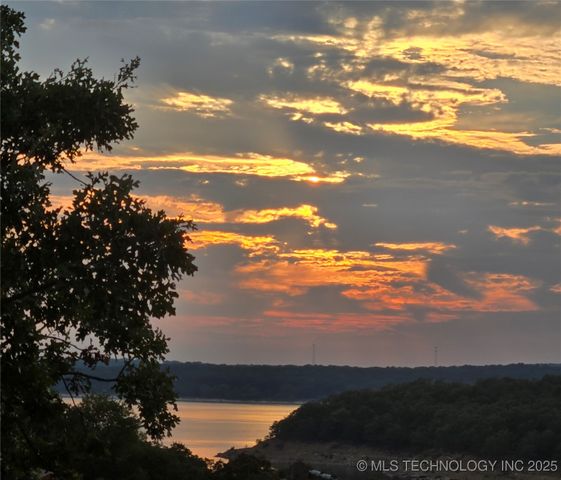 31 Sunset Drive, Sand Springs, OK 74063