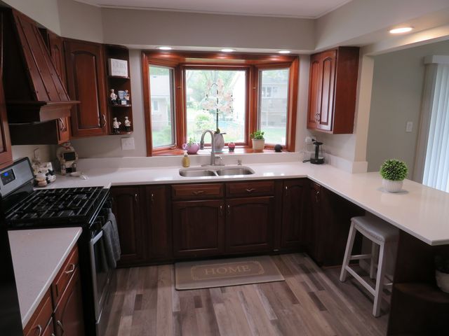 237 N Babcock Drive, Palatine, IL 60074