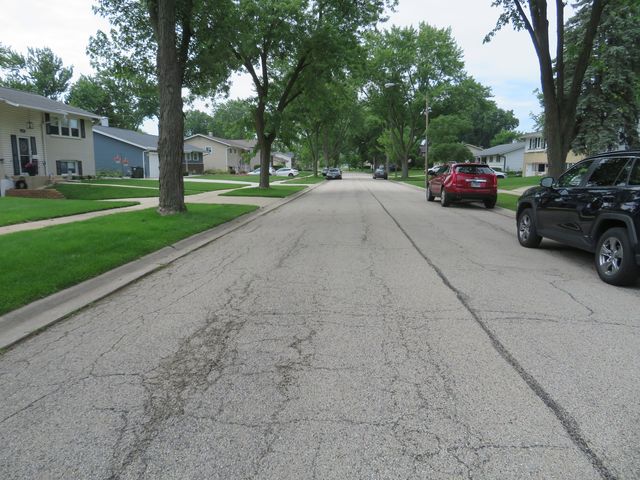 237 N Babcock Drive, Palatine, IL 60074