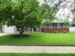 237 N Babcock Drive, Palatine, IL 60074