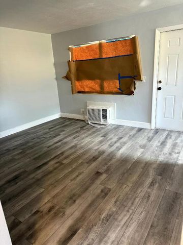 1564 W 28th Street B, Riviera Beach, FL 33404