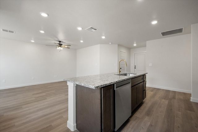 13801 Flint Avenue, Lubbock, TX 79423