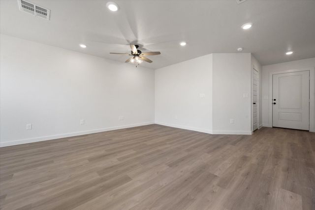 13801 Flint Avenue, Lubbock, TX 79423