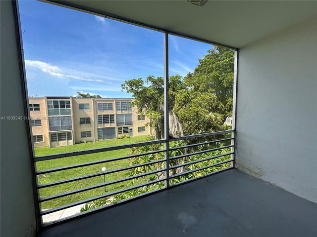 201 Berkley Rd 301, Hollywood, FL 33024