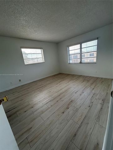 201 Berkley Rd 301, Hollywood, FL 33024