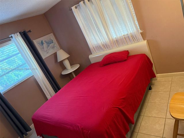 201 Berkley Rd 301, Hollywood, FL 33024