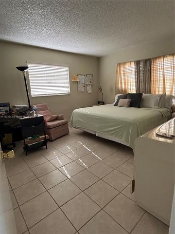 201 Berkley Rd 301, Hollywood, FL 33024