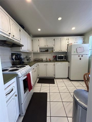 201 Berkley Rd 301, Hollywood, FL 33024