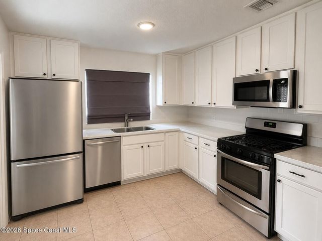 349 Exeter Street W, Satellite Beach, FL 32937