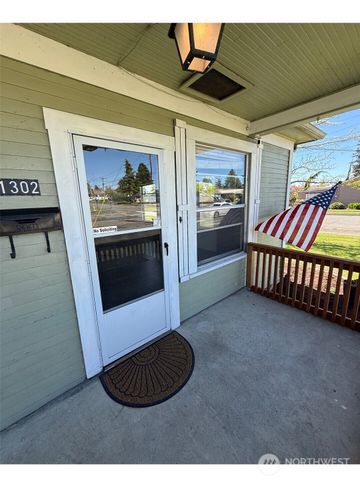 1302 E Broad Street, Mount Vernon, WA 98274