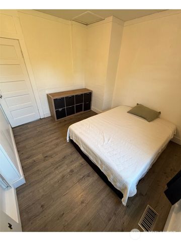 1302 E Broad Street, Mount Vernon, WA 98274