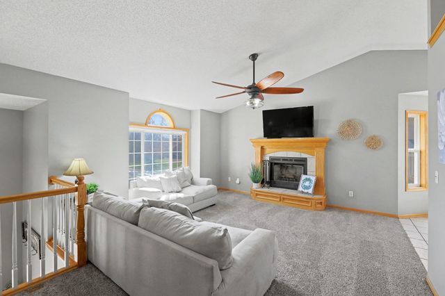 533 Woodstone Pl, Andover, KS 67002