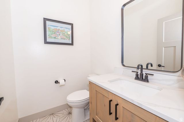 846 E MOUNTAIN RD, North Ogden, UT 84414