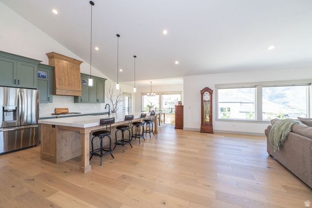 846 E MOUNTAIN RD, North Ogden, UT 84414