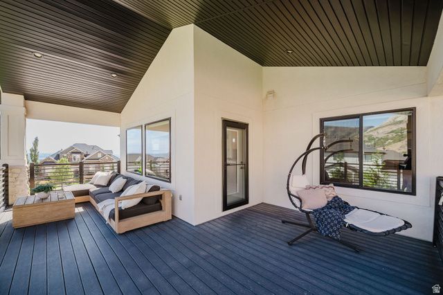 846 E MOUNTAIN RD, North Ogden, UT 84414