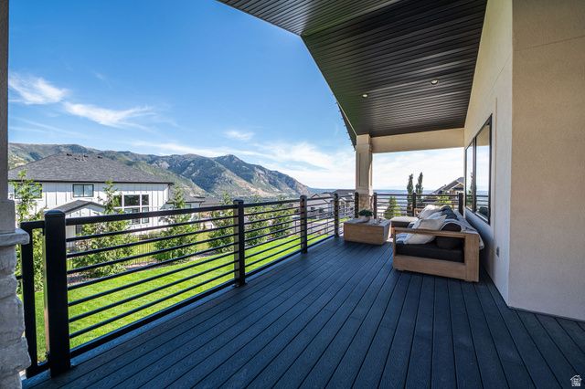 846 E MOUNTAIN RD, North Ogden, UT 84414