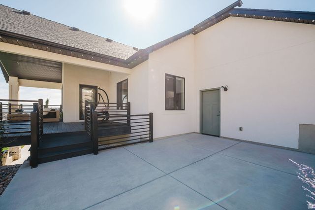 846 E MOUNTAIN RD, North Ogden, UT 84414