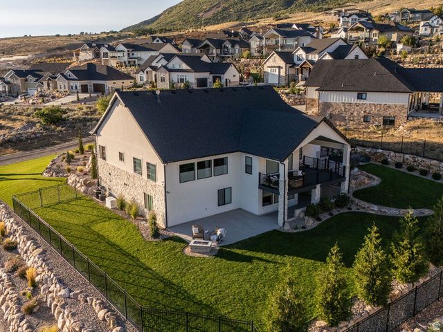 846 E MOUNTAIN RD, North Ogden, UT 84414