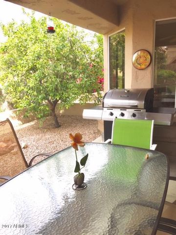 8374 W ORAIBI Drive, Peoria, AZ 85382