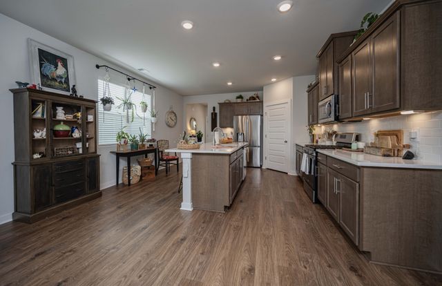 1041 Royal Gorge Pvt Ct, Gallatin, TN 37066