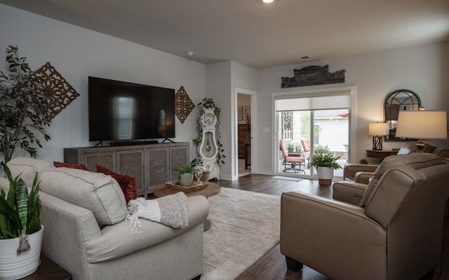 1041 Royal Gorge Pvt Ct, Gallatin, TN 37066
