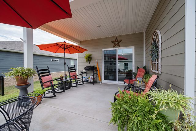 1041 Royal Gorge Pvt Ct, Gallatin, TN 37066