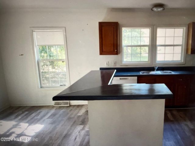 5537 SQUAW Lane, Middleburg, FL 32068