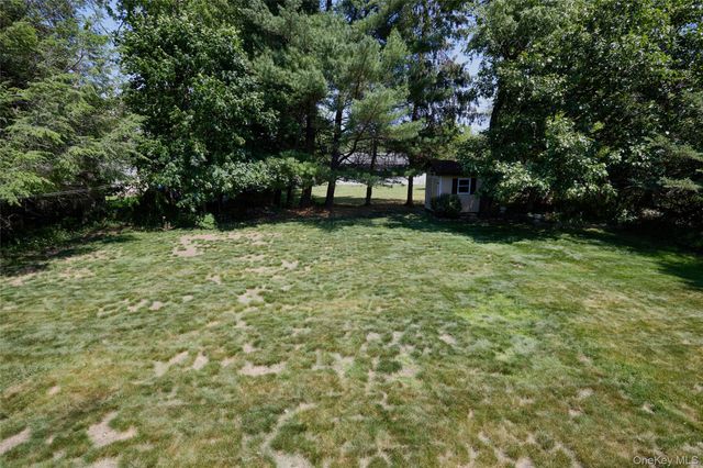 84 Longdale Road, Mahopac, NY 10541