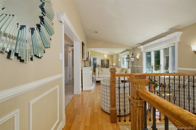 84 Longdale Road, Mahopac, NY 10541
