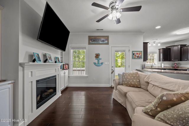 201 Cypress Branch Way, Jacksonville, NC 28540
