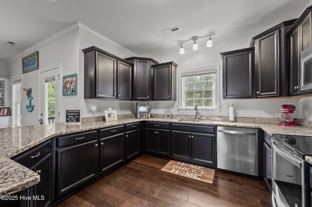 201 Cypress Branch Way, Jacksonville, NC 28540