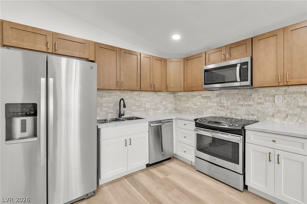 1604 Basswood Avenue, North Las Vegas, NV 89030 — exterior
