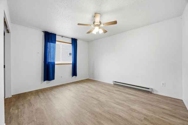 2155 4th Avenue E, West Fargo, ND 58078