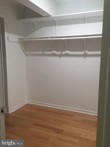 94 TENNYSON DR, Plainsboro, NJ 08536