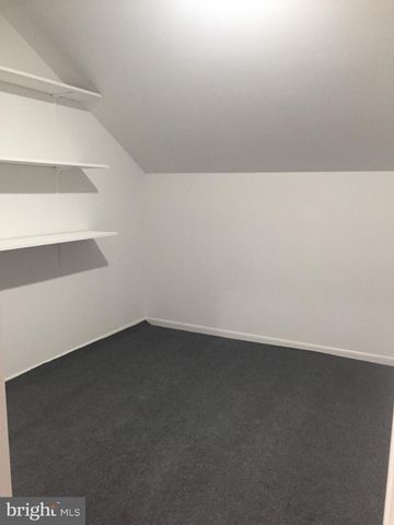 94 TENNYSON DR, Plainsboro, NJ 08536