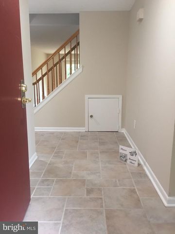 94 TENNYSON DR, Plainsboro, NJ 08536