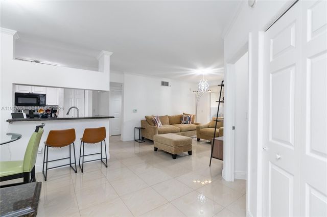 17125 N Bay Rd 3104, Sunny Isles Beach, FL 33160