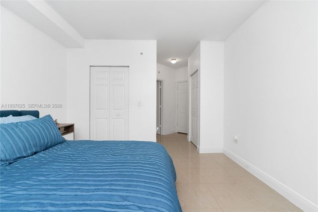 17125 N Bay Rd 3104, Sunny Isles Beach, FL 33160