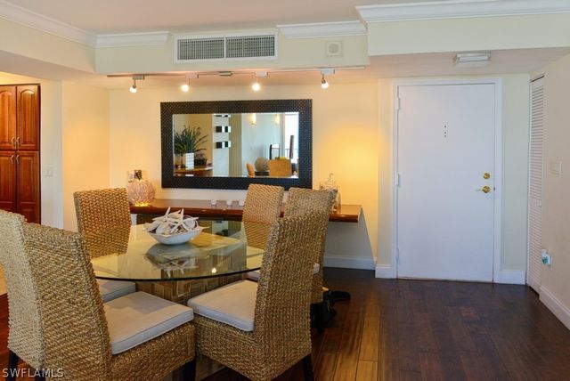 4001 Gulf Shore BLVD N 707, Naples, FL 34103