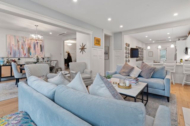 1797 Beacon St 1, Brookline, MA 02445