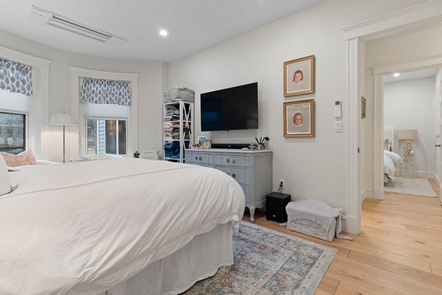 1797 Beacon St 1, Brookline, MA 02445