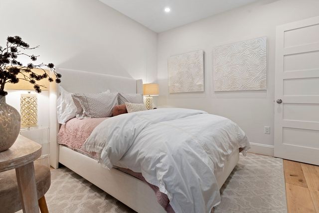 1797 Beacon St 1, Brookline, MA 02445