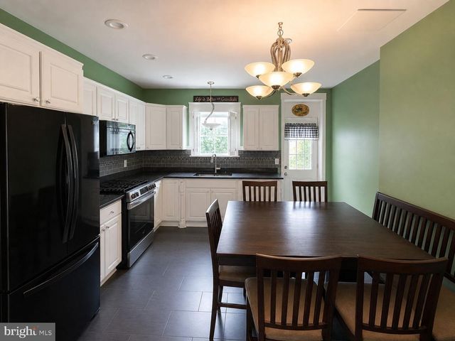 2329 S AMERICAN ST, Philadelphia, PA 19148