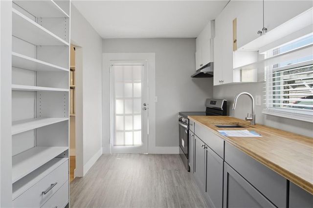 2081 Glenwood SE Avenue, Atlanta, GA 30316