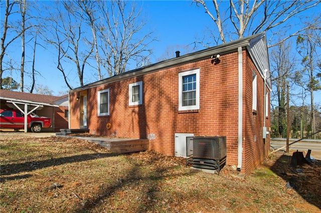 2081 Glenwood SE Avenue, Atlanta, GA 30316