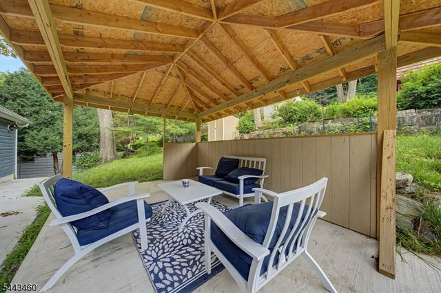 49 Birch Pkwy, Byram Twp., NJ 07871