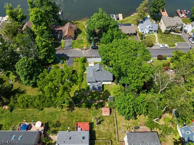 49 Birch Pkwy, Byram Twp., NJ 07871