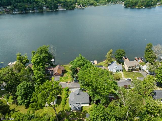 49 Birch Pkwy, Byram Twp., NJ 07871